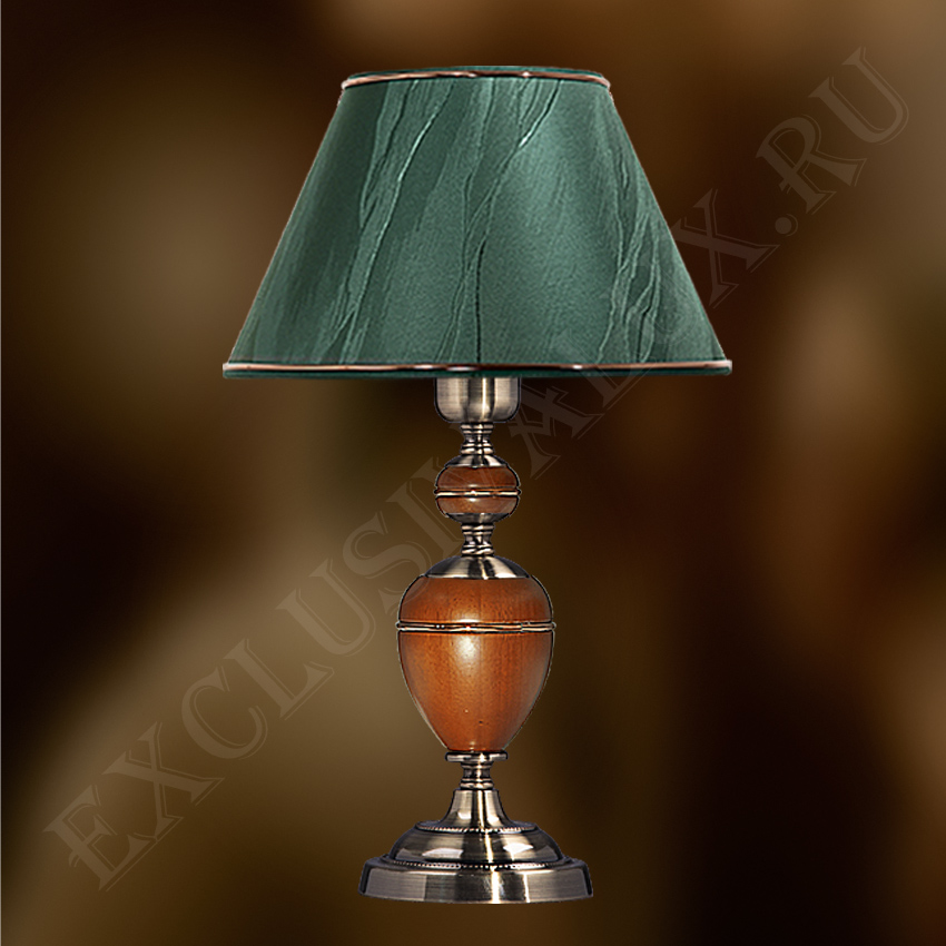 Деревянная настольная лампа с зеленым абажуром