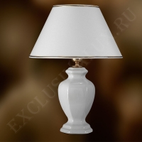 Белая настольная лампа